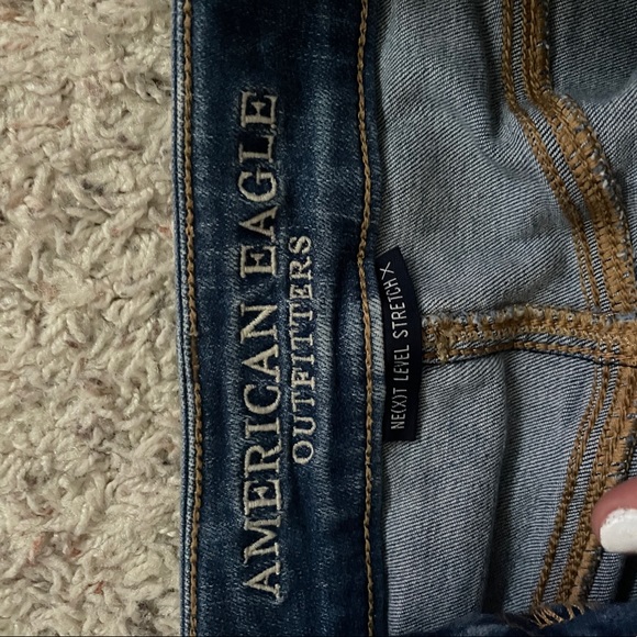 American Eagle ripped jean skirt - Picture 3 of 5